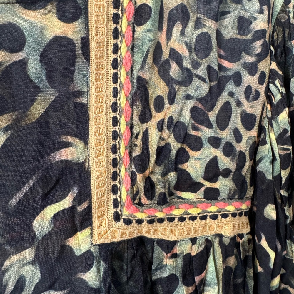 Bl^nk London leopard blouse embroidered size small - Picture 2 of 7